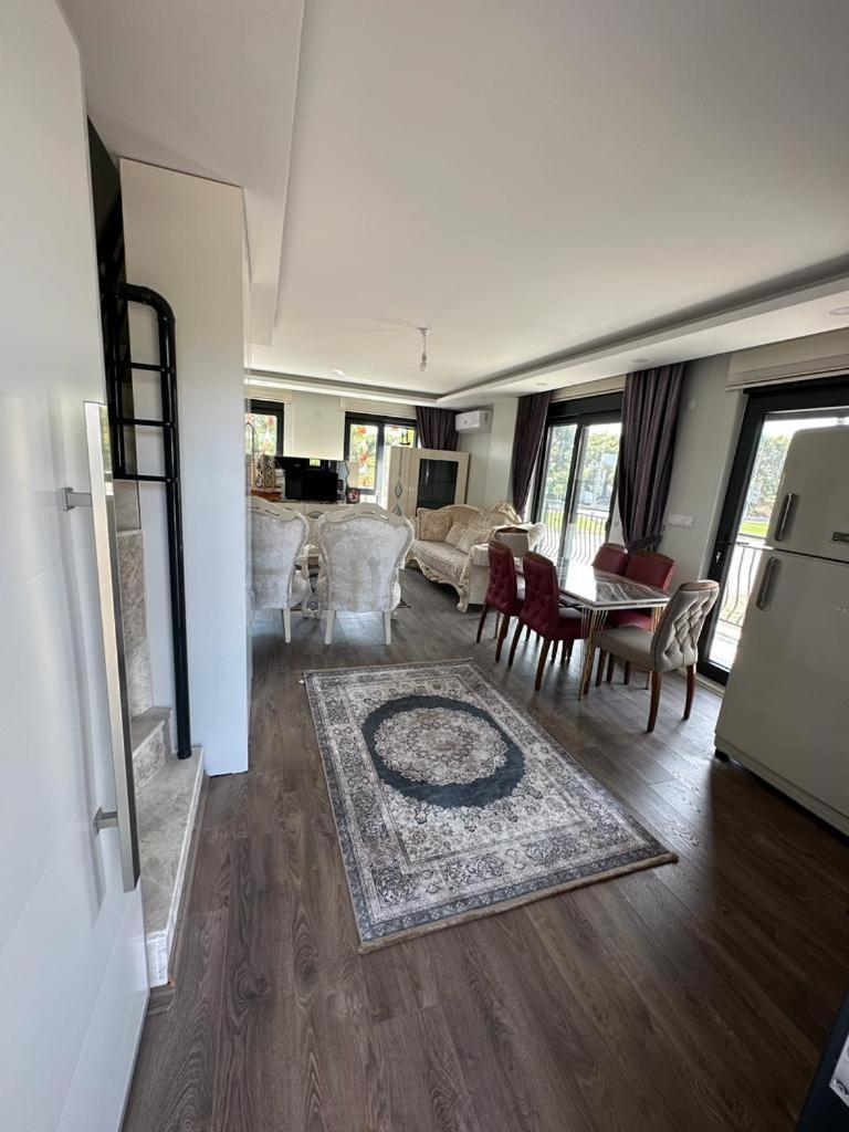 Lara Olympos Pansiyon Antalia Esterno foto
